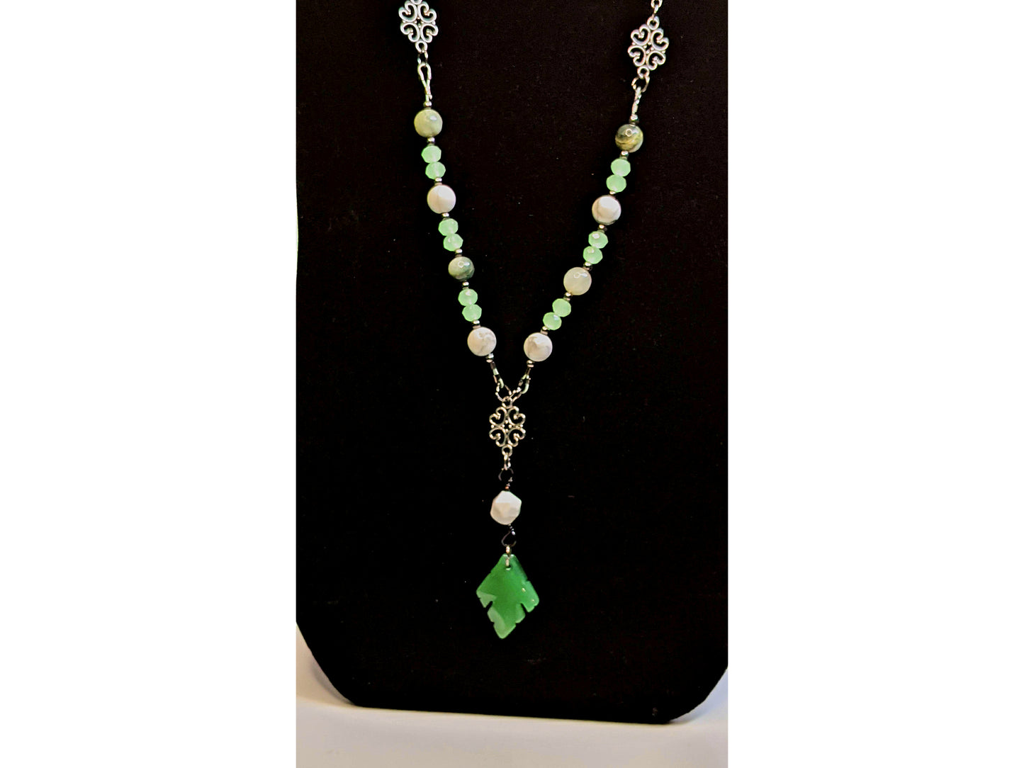 Green Adventurine Leaf Y Necklace