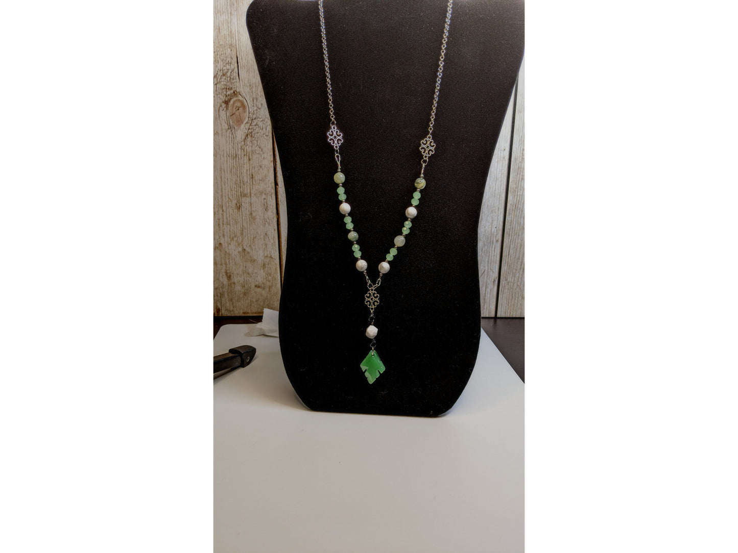 Green Adventurine Leaf Y Necklace