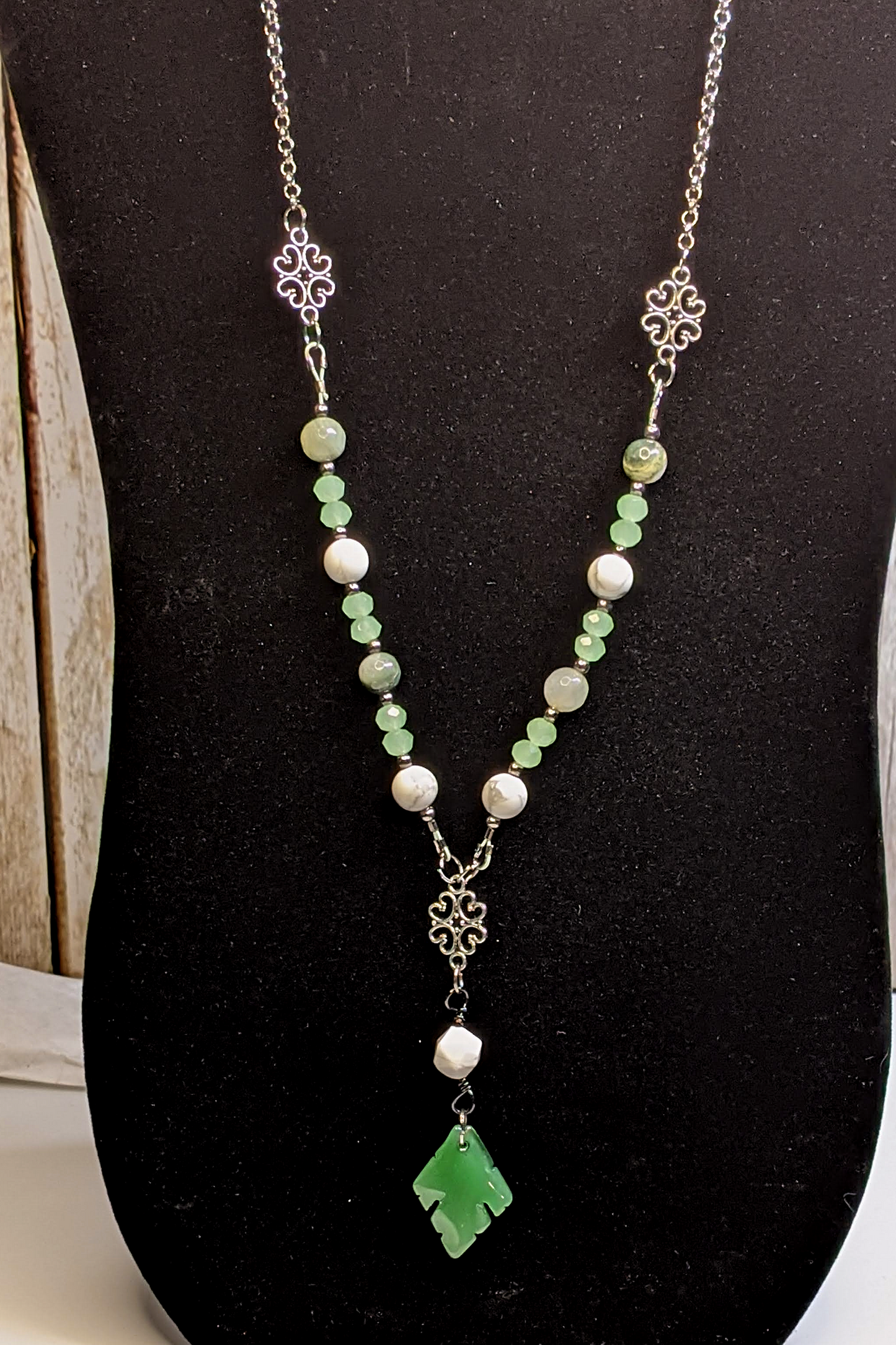 Green Adventurine Leaf Y Necklace